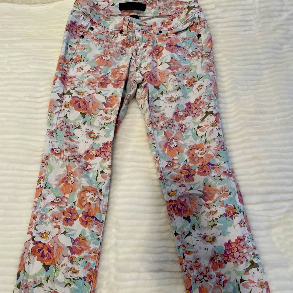 Floral print skinny jeans
